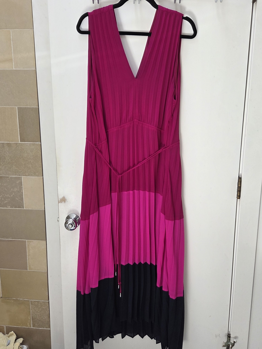 Taylor Magenta Color Block Pleated V-Neck Midi Dress